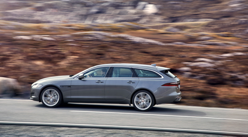 Illustration for article titled The 2018 Jaguar XF Sportbrake Is Bringing Its Gorgeous Looks To America